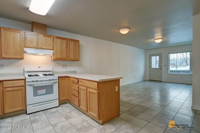 1920 N Creekwood Park Cir unit 2, Palmer, AK 99645 - photo 4