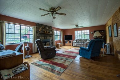 13137 Wallin Mountain Rd, West Fork, AR 72774 - photo 7