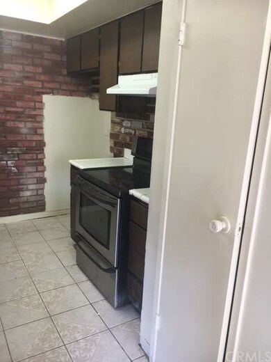 3458 Rainbow Ln, Highland, CA 92346 - photo 4