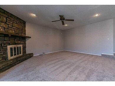 39 Hatcher Dr, Bella Vista, AR 72715 - photo 5