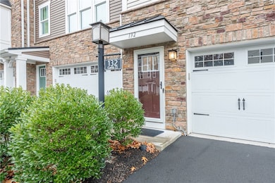 132 Curtis Ct, Pittsburgh, PA 15237 - photo 2