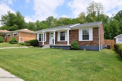 9225 Lantana Dr, Louisville, KY 40229 - photo 2