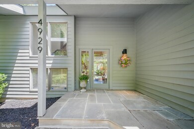 4929 S Windswept Ln, Marshall, VA 20115 - photo 5