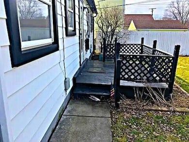 26424 Beverly Rd, Taylor, MI 48180 - photo 3