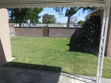 5628 Verdura Ave, Lakewood, CA 90712 - photo 3
