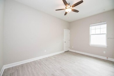 Picture of similar model home, 1637 24th is still 