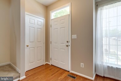 4262 Ashmere Cir, Dumfries, VA 22025 - photo 3