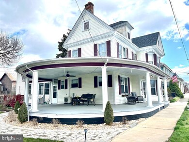 102 S High St, Edinburg, VA 22824 - photo 2