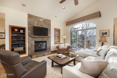 2504_50_andover_tr_interior_living_a