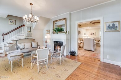 1323 Myrtle Place-7