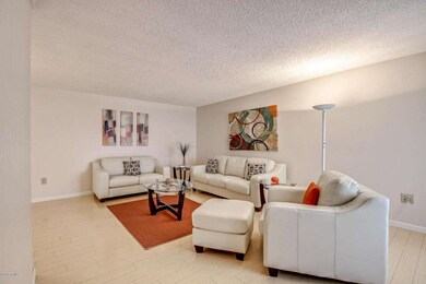 17406 N 102nd Dr, Sun City, AZ 85373 - photo 4