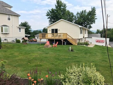 3 Maple St, Throop, PA 18512 - photo 3