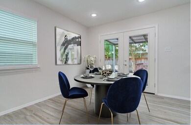 5704 Darling St, Houston, TX 77007 - photo 3