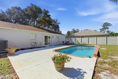 8 Rolling Fern Place, Palm Coast, FL 32164 - photo 6