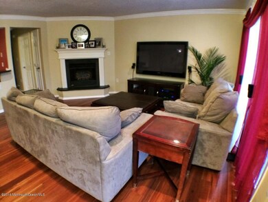 36 Phoenix Ct, Tinton Falls, NJ 07712 - photo 5