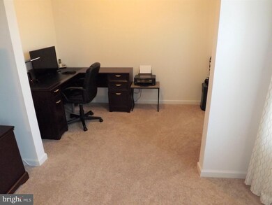 3011 Chesapeake Dr, Dumfries, VA 22026 - photo 5