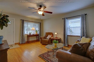 308 25th St, Dunbar, WV 25064 - photo 5