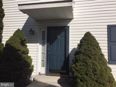 103 Bainbridge Cir, Reading, PA 19608 - photo 2