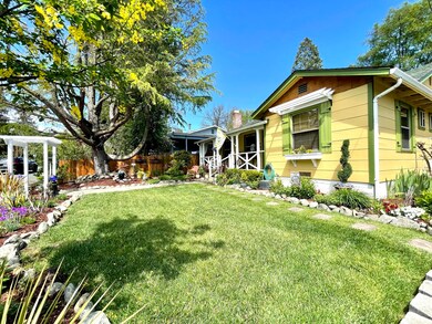 1427 NW Washington Blvd, Grants Pass, OR 97526 - photo 2