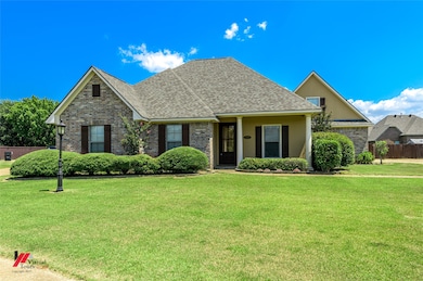 305 Tottenham Ct, Bossier City, LA 71111 - photo 2