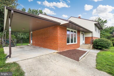 3122 Chapel View Dr, Beltsville, MD 20705 - photo 3