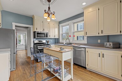 53 Gleckler Rd, Portland, ME 04103 - photo 7