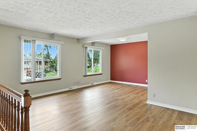 13821 Jefferson Cir, Omaha, NE 68137 - photo 6