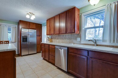 40 Forest Park Dr, Rochester, NH 03868 - photo 6