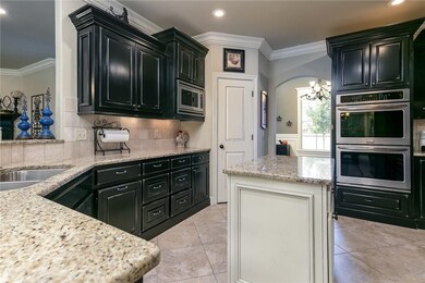 711 Yale St Bentonville, AR 72712