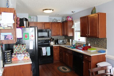 3529 Palmetto Dr, Greenville, NC 27834 - photo 7