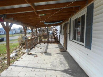 4564 Norton Ln, Columbus, OH 43213 - photo 6