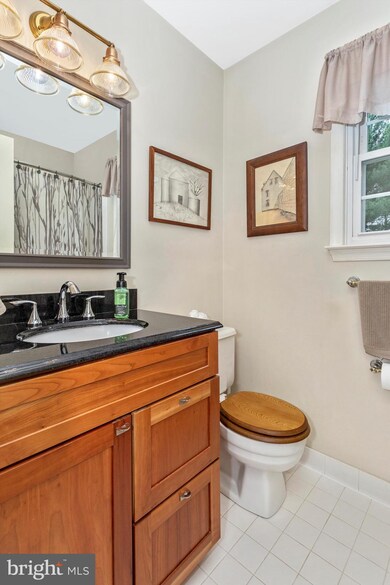 13520 Straw Bale Ln, Gaithersburg, MD 20878 - photo 3