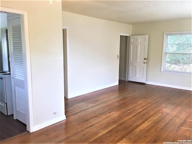 229 W Ridgewood Ct unit 1, San Antonio, TX 78212 - photo 5