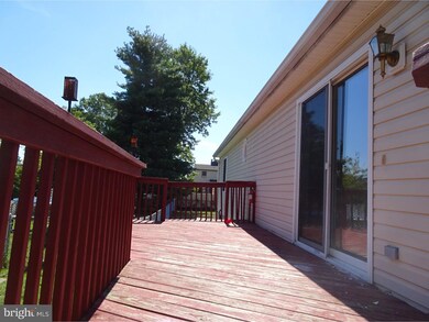 904 Lawnton Terrace, Glenolden, PA 19036 - photo 6