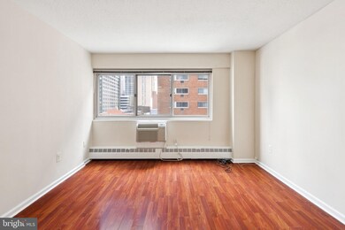 River West Condominiums unit 719, Philadelphia, PA 19103 - photo 4