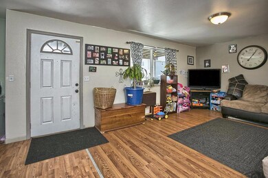 621 Valley Heart Ln, Central Point, OR 97502 - photo 3