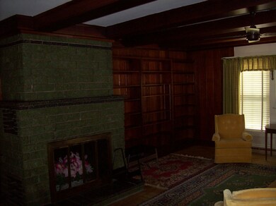 230 Broad St, Claremont, NH 03743 - photo 7