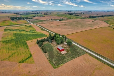 2115 Bayard Ave, Leighton, IA 50143 - photo 2