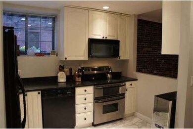 160 Salem St unit 1, Boston, MA 02113 - photo 6