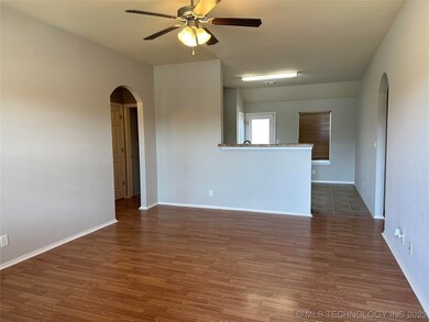 14734 S Hickory St, Glenpool, OK 74033 - photo 2