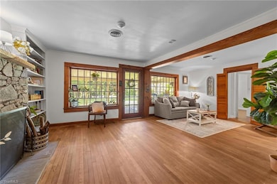 Living Rm