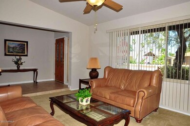 Foyer-Living Room