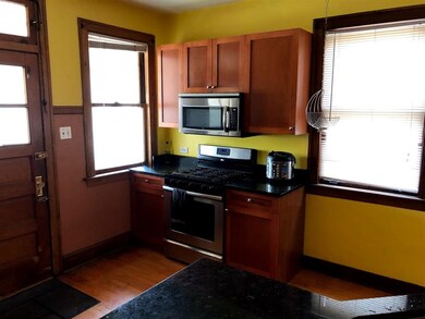 5219 W Oakdale Ave, Chicago, IL 60641 - photo 6