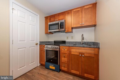 17 Peach Leaf Ct, North Potomac, MD 20878 - photo 5