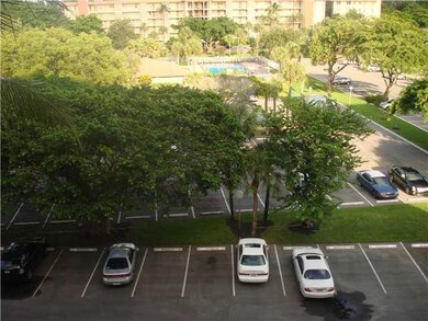 Parking Lot/Garage