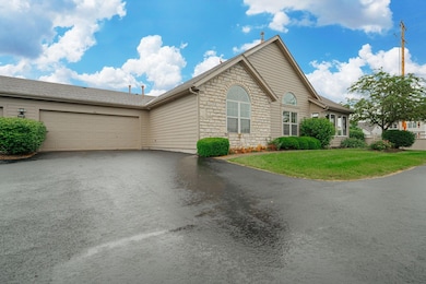 60 Villa Creek Dr unit 15, Reynoldsburg, OH 43068 - photo 3