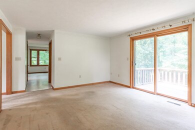 9 Roy Dr, Hudson, NH 03051 - photo 5