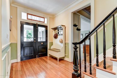 005_Foyer