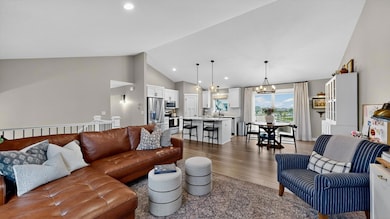 2431 Phoenix Rd SW, Rochester, MN 55902 - photo 5