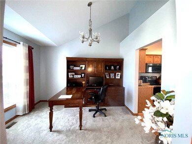 1251 Winchester Ct, Findlay, OH 45840 - photo 3